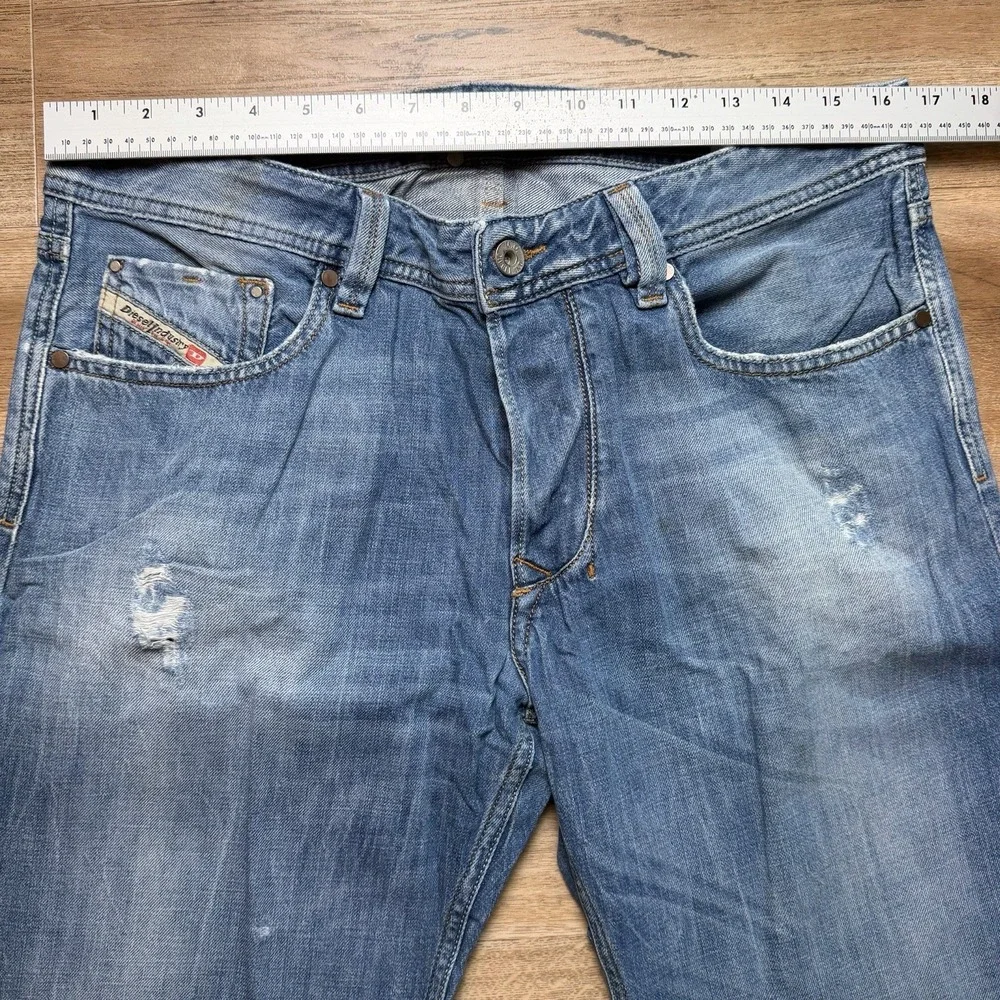 Diesel Larkee-T Jeans Men 33x34 Blue Regular Tapered Distressed‎ Denim 008V1
